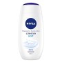 Nivea Happy Balance - Set regalo con borraccia, lozione per il corpo, bagnoschiuma e Labello, piccolo pensiero pieno di momenti 