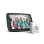Echo Show 8 - Tessuto antracite + Tapo P100 Presa intelligente Wi-Fi, compatibile con Alexa
