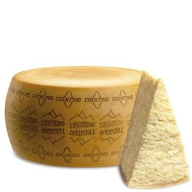 FORMAGGIO TRENTINGRANA D.O.P OLTRE 16 MESI | LATTE TRENTO