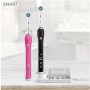 Oral-B Smart 4 4900 Spazzolino Elettrico Ricaricabile, Rosa e Nero Connesso con Bluetooth, 2 Testine di Ricambio
