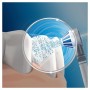 Oral-B 5000 Oxyjet Smart Oral Center Spazzolino Elettrico e Idropulsore Oxyjet, con 4 Testine, 6 Testine di Ricambio