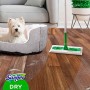 Swiffer Kit con 1 Scopa + 8 Panni per Pavimenti e 1 Piumino + 1 Ricambio, Ottimo per Peli di Animali