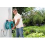 Gardena 2650-20 Classic 60 Avvolgitubo per Montaggio a Parete, con Rullo Guida, Nipplo Antigoccia, Connessione Angolata, Ingombr