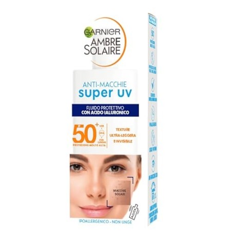 Garnier Ambre Solaire Super UV, Fluido Viso Protettivo ad Azione Anti-Macchie, SPF 50+, Protezione Molto Alta, Arricchito con Ac