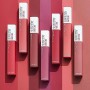 Maybelline New York Superstay Matte Ink Rossetto Matte Liquido Tinta Labbra a Lunga Tenuta, Confezione Singola, 50 Voyager