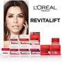 L'Oréal Paris Trattamenti Crema Viso Giorno Energizzante Anti-Rughe Revitalift, Formula Extra Rassodante Arricchita con Ginseng
