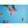 Helvetiq- Kariba-Gioco da Tavolo, Colore Rosa, Azzurro, Viola, Rosso e Arancione, 1